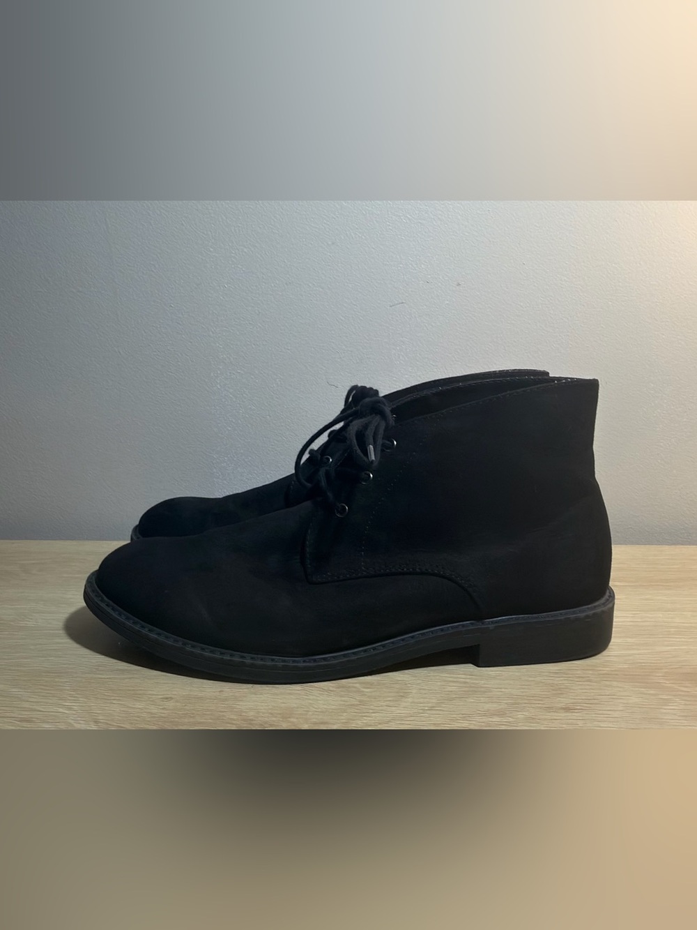 Old Navy Men’s Black Chukka Boots